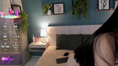 BELLA online show from December 2025 08:57:01 PM