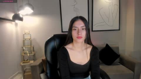 B E L L A  online show from June 2026 10:39:01 AM