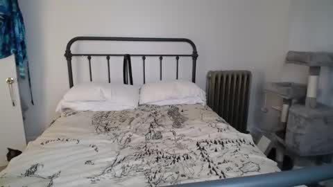 BellaStrange69 online show from October 2025 02:42:02 AM