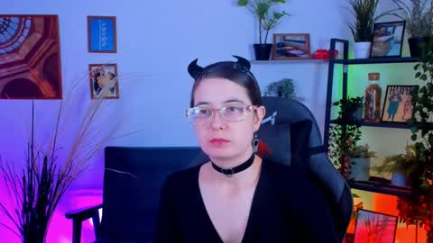 Snapshot of bellatrixllestrange chatting on December 2024 06:16:01 PM Bella. Ntmu online show from December 2024 06:16:01 PM