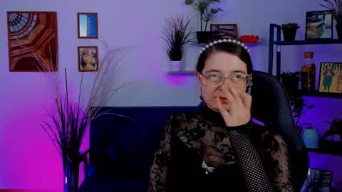 Snapshot of bellatrixllestrange chatting on January 2025 11:13:01 PM Bella. Ntmu online show from January 2025 11:13:01 PM