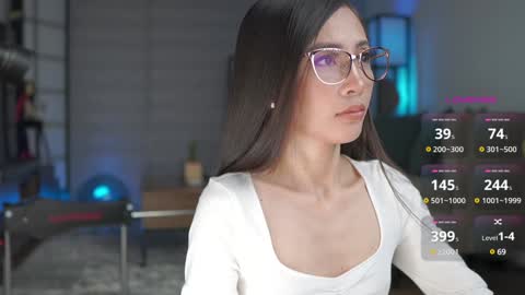 Snapshot of belle_adrienne chatting on February 2025 09:34:02 PM Belle Adrienne  IG  online show from February 2025 09:34:02 PM