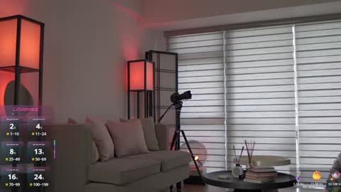 Snapshot of belle_adrienne chatting on November 2025 12:35:01 AM Belle Adrienne  IG  online show from November 2025 12:35:01 AM