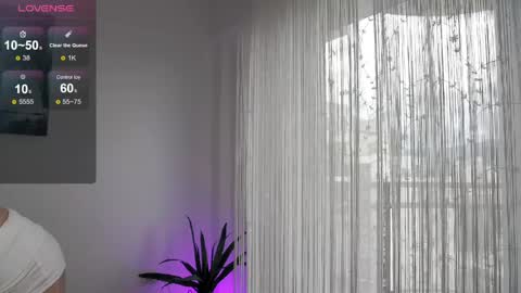 belle_blondy online show from June 2026 10:21:02 AM