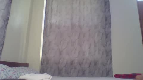 Snapshot of belle_bubbles chatting on May 2026 08:20:01 AM bubbles online show from May 2026 08:20:01 AM