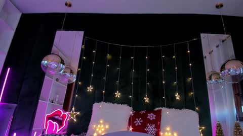 Snapshot of belle_kim chatting on January 2025 10:02:02 AM Kim online show from January 2025 10:02:02 AM