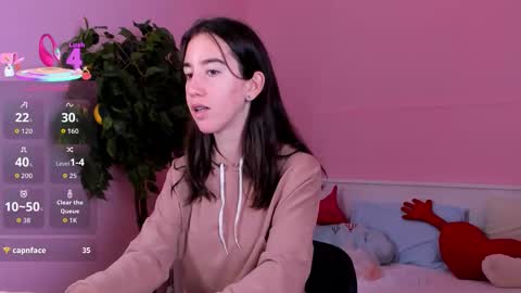 Bella online show from September 2025 02:39:02 PM