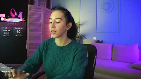 Bella online show from October 2025 04:08:01 PM