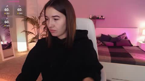 Bella online show from September 2025 12:32:02 AM