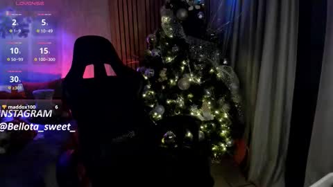 Snapshot of bellota_sweet chatting on December 2025 01:44:01 AM Bella online show from December 2025 01:44:01 AM