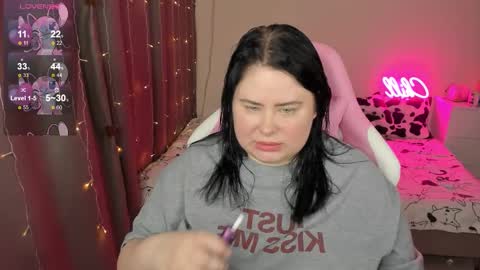 LinaBoo online show from February 2026 05:44:02 AM