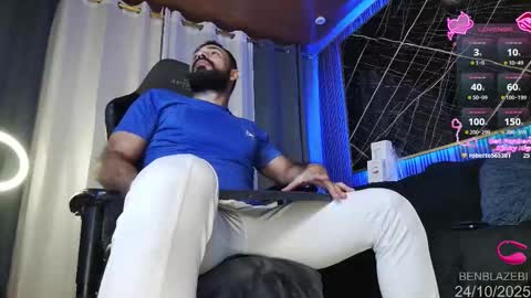 Snapshot of ben_blaze chatting on October 2025 05:59:01 AM BEN online show from October 2025 05:59:01 AM