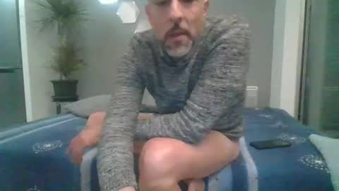 Snapshot of benbare13 chatting on January 2025 04:13:01 PM benbare13 online show from January 2025 04:13:01 PM