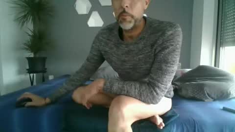 Snapshot of benbare13 chatting on January 2025 12:07:01 PM benbare13 online show from January 2025 12:07:01 PM