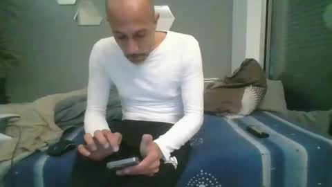 Snapshot of benbare13 chatting on February 2025 06:59:01 PM benbare13 online show from February 2025 06:59:01 PM