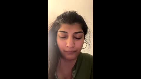 Snapshot of bengalibaddie7_x chatting on May 2026 12:49:02 AM bengalibaddie7_x online show from May 2026 12:49:02 AM