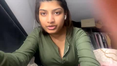 Snapshot of bengalibaddie7_x chatting on May 2026 02:17:02 AM bengalibaddie7_x online show from May 2026 02:17:02 AM