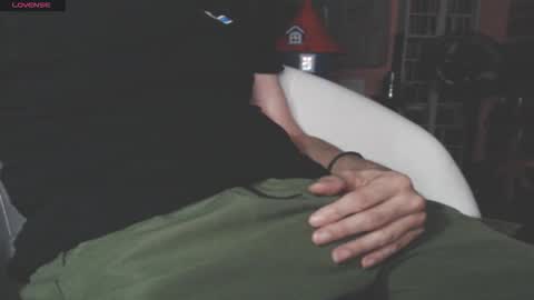 benijamin online show from September 2025 09:53:01 PM