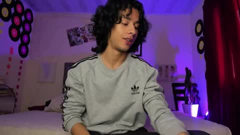 Snapshot of benjamin_fiore chatting on February 2025 06:26:01 PM benjamin_fiore online show from February 2025 06:26:01 PM