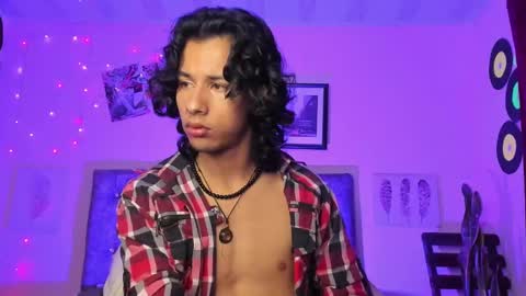 Snapshot of benjamin_fiore chatting on March 2025 02:30:02 AM benjamin_fiore online show from March 2025 02:30:02 AM