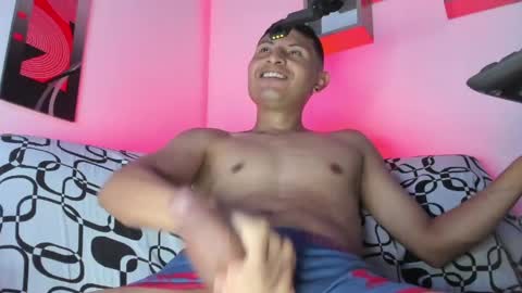 Snapshot of benjamin_greyxxx chatting on May 2026 11:12:01 PM benjamin online show from May 2026 11:12:01 PM