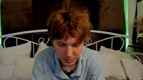 Snapshot of benjamin_harris chatting on May 2026 04:15:01 PM Benjamin online show from May 2026 04:15:01 PM