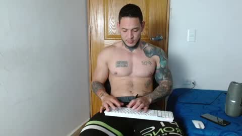 Snapshot of benjamin_isaac chatting on December 2024 01:03:02 AM benjamin_isaac online show from December 2024 01:03:02 AM