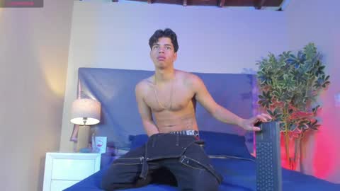 BENJAMIN online show from February 2025 02:28:02 AM