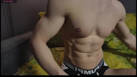 benjaminkarl02 online show from May 2026 03:17:01 PM