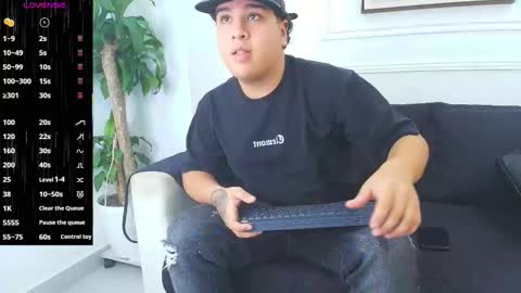 Snapshot of bennett_alejoo chatting on October 2025 07:13:01 PM bennett_alejoo online show from October 2025 07:13:01 PM