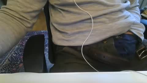 A Horny man with a cam here online show from February 2026 12:35:02 PM