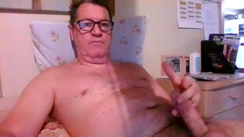 bennybutterfly007 online show from March 2025 08:48:01 AM