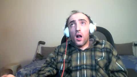 Snapshot of bentish chatting on December 2025 03:39:01 PM bentish online show from December 2025 03:39:01 PM