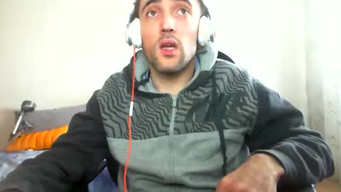 Snapshot of bentish chatting on December 2025 10:11:02 AM bentish online show from December 2025 10:11:02 AM