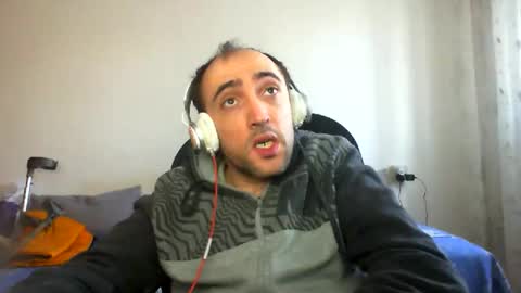 Snapshot of bentish chatting on January 2026 07:47:02 AM bentish online show from January 2026 07:47:02 AM