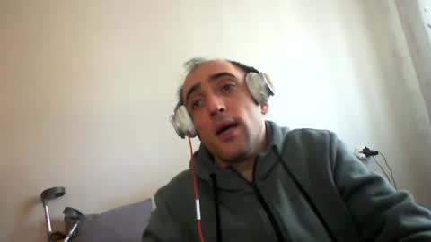 Snapshot of bentish chatting on February 2026 10:11:01 AM bentish online show from February 2026 10:11:01 AM