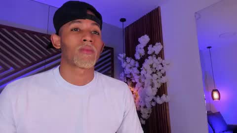 bento_fox online show from February 2026 04:00:02 AM