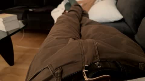 Snapshot of benz10001 chatting on December 2024 11:57:01 PM benz10001 online show from December 2024 11:57:01 PM