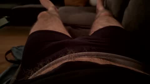 Snapshot of benz10001 chatting on December 2024 03:43:01 AM benz10001 online show from December 2024 03:43:01 AM