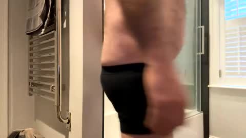 Snapshot of benz10001 chatting on March 2025 11:31:01 AM benz10001 online show from March 2025 11:31:01 AM