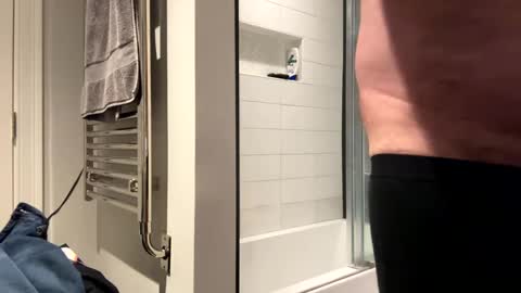 Snapshot of benz10001 chatting on October 2025 02:55:01 AM benz10001 online show from October 2025 02:55:01 AM