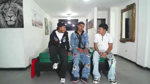 benz boys online show from November 2025 11:43:01 AM