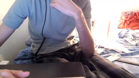 berceuse111 online show from July 2026 11:52:01 AM