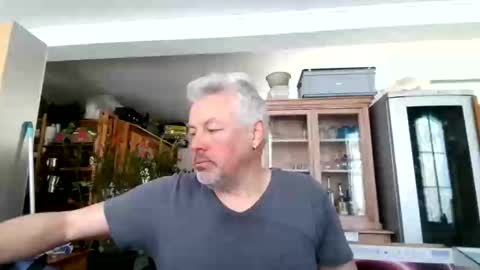 Snapshot of berg_boy chatting on March 2025 11:12:02 AM Martin online show from March 2025 11:12:02 AM