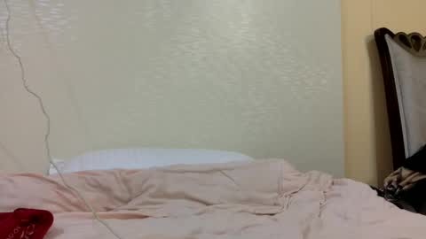 Snapshot of bermudatriangle12 chatting on February 2025 05:12:02 AM tixxie online show from February 2025 05:12:02 AM