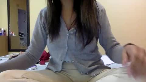 Snapshot of bermudatriangle12 chatting on November 2025 11:53:02 AM tixxie online show from November 2025 11:53:02 AM