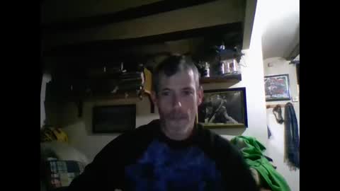 bernichaoss77 online show from February 2025 02:44:02 AM