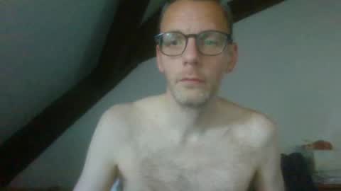 Snapshot of bernie484237 chatting on June 2026 11:59:02 AM Bernie online show from June 2026 11:59:02 AM