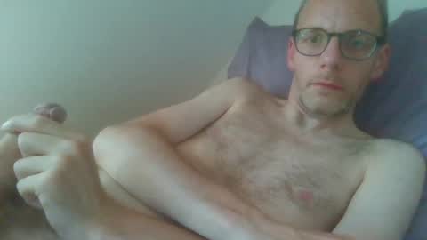 Snapshot of bernie484237 chatting on June 2026 04:56:01 PM Bernie online show from June 2026 04:56:01 PM