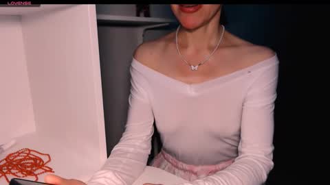 berry2024 online show from February 2026 07:46:01 AM